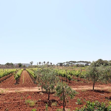 الشقق الفندقية أوترانتوفي  Torre Santo Stefano المظهر الخارجي الصورة