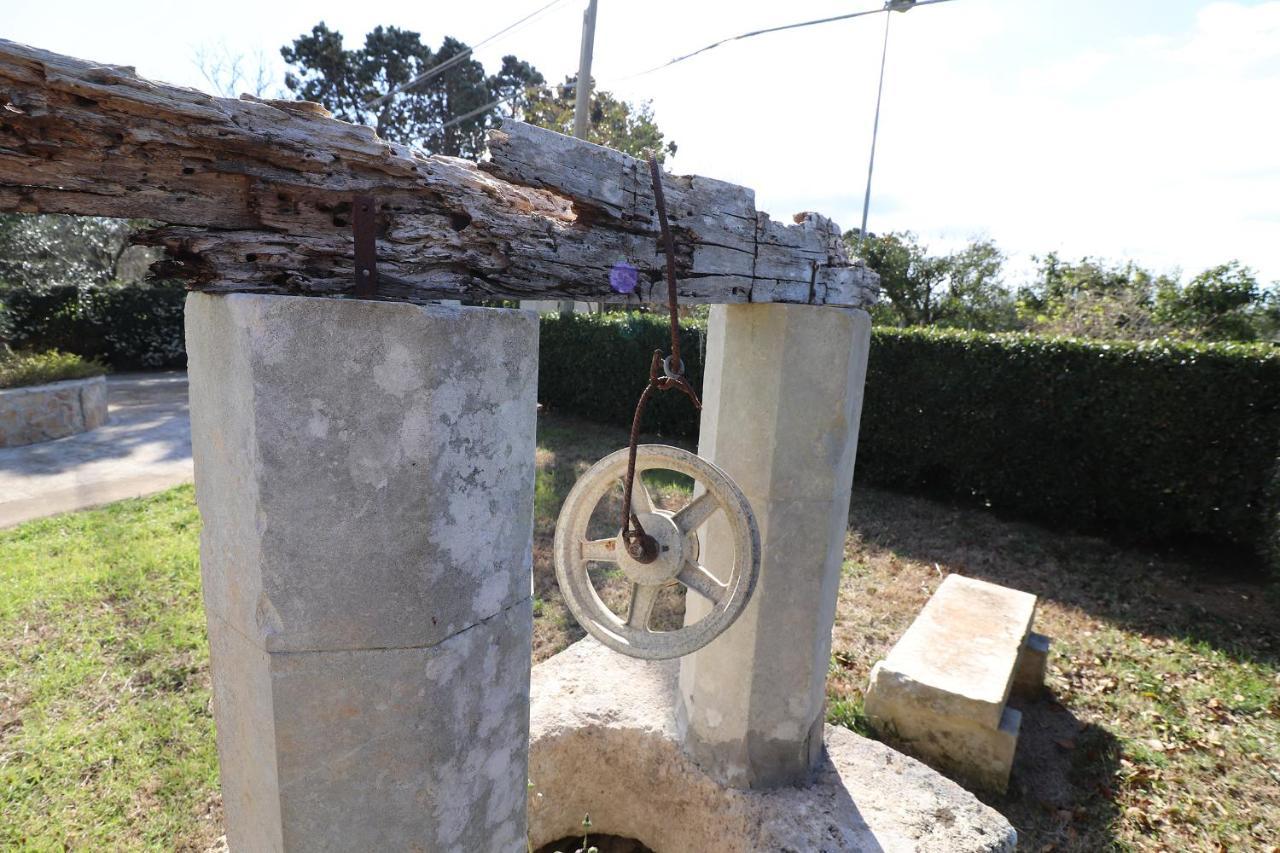 الشقق الفندقية أوترانتوفي  Torre Santo Stefano المظهر الخارجي الصورة